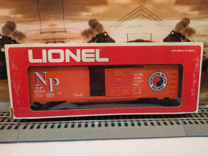 Lionel Northern Pacific Boxcar 6-9770