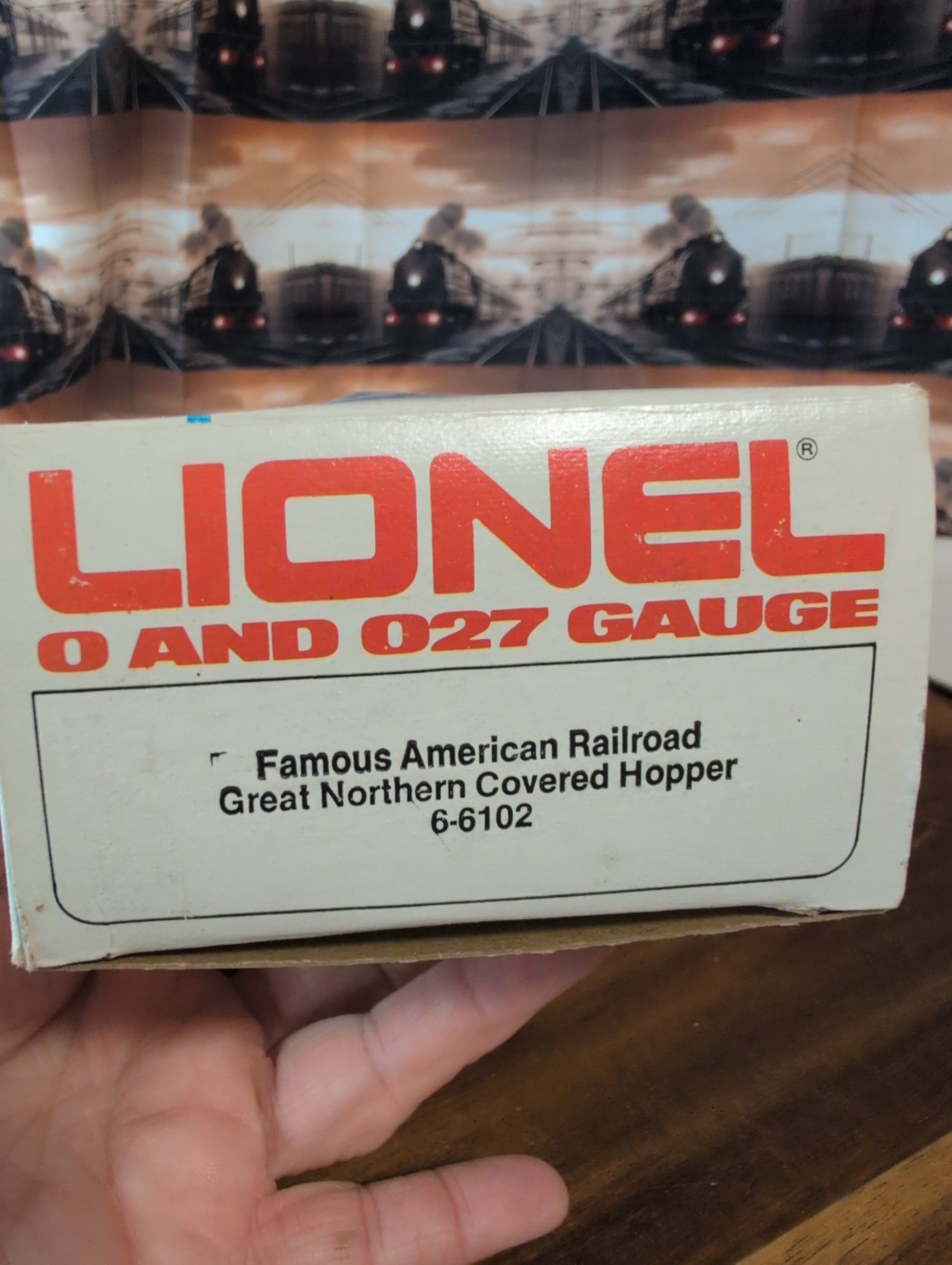 Lionel Great Northern Covered Hopper 6-6102