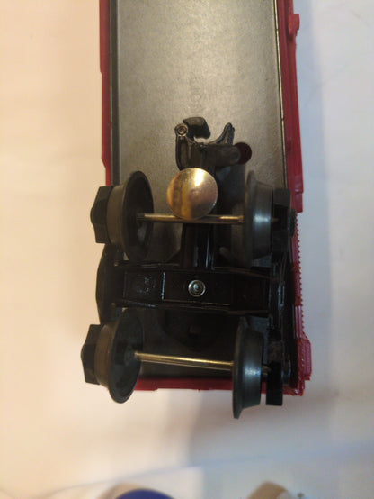 Lionel Providence & Worchester Boxcar 6-9415
