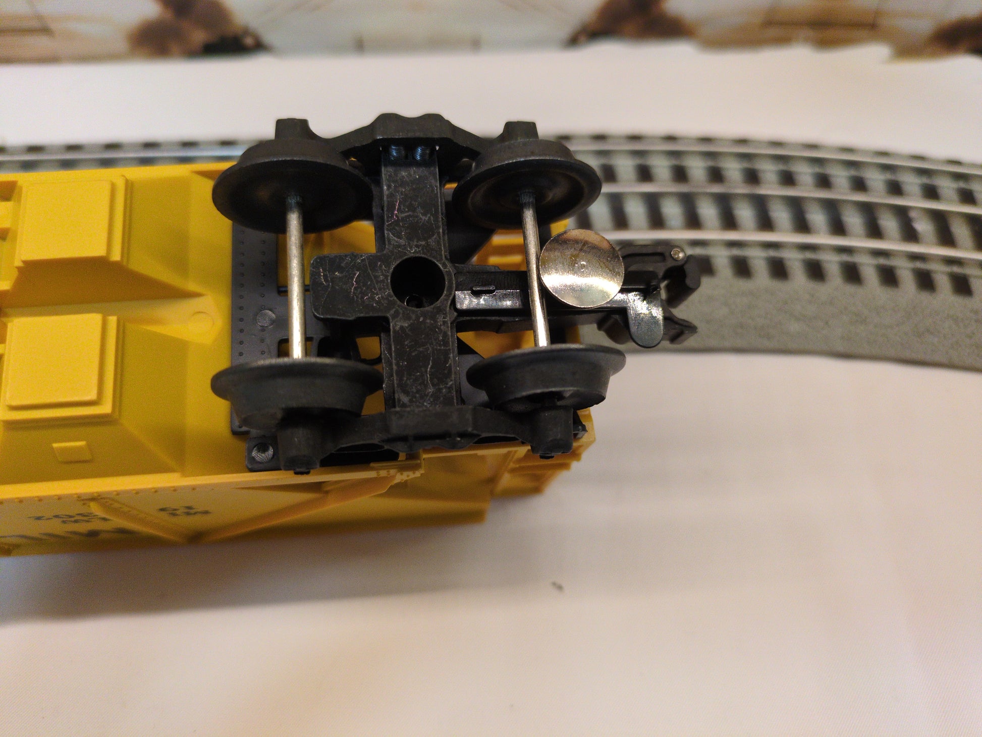 Lionel Milwaukee Road Hopper Car 6-19302