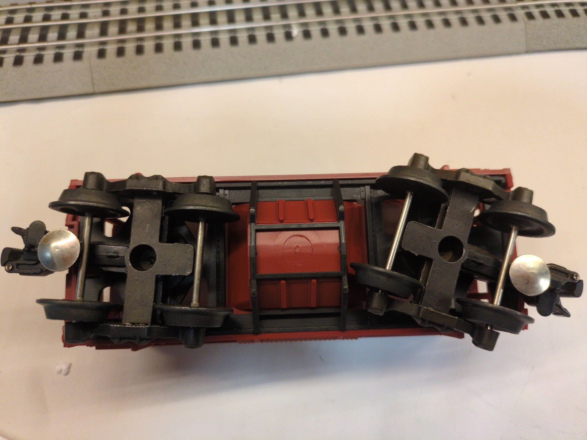 Lionel Milwaukee Road Ore Car 6-19301