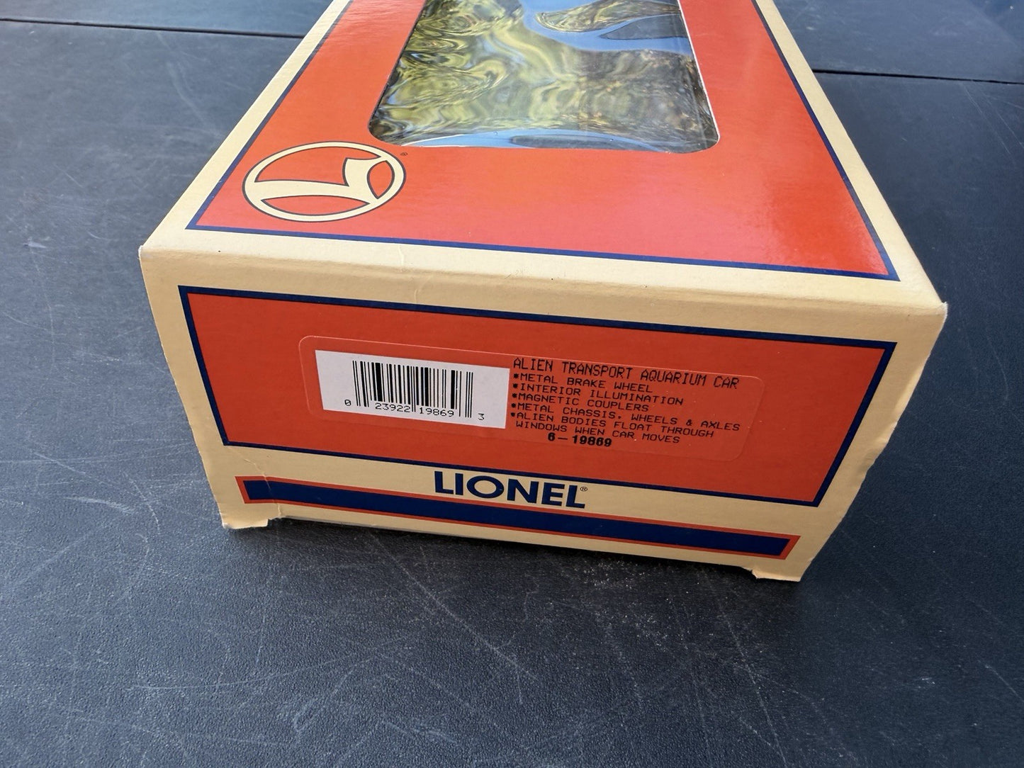 LIONEL ALIEN TRANSPORT LIGHTED AQUARIUM TRAIN CAR 6-19869 O GAUGE 1999