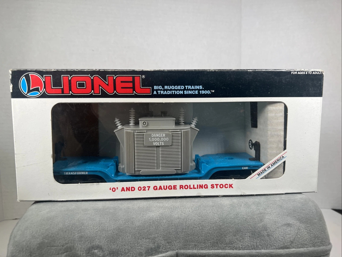 Lionel Flat Car With Transformer 6-16332